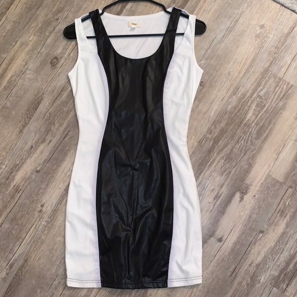 Tobi Dresses & Skirts - White Bodycon TOBI Dress with faux leather detail